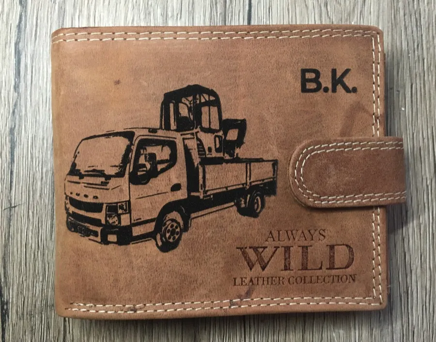 Gravírozott Autós referencia