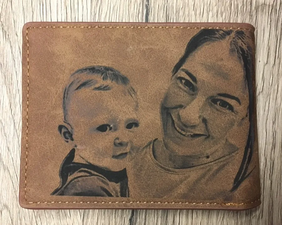 Gravírozott Babás referencia