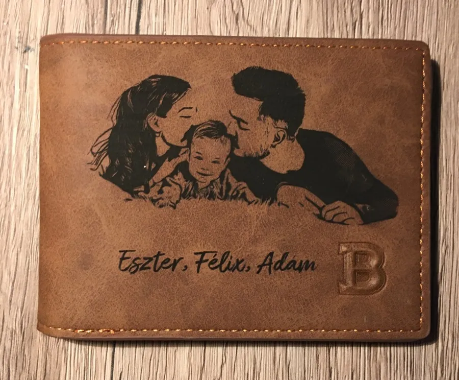 Gravírozott Családos referencia