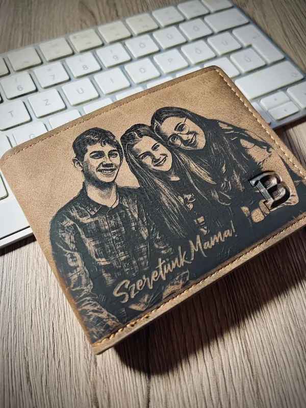 Gravírozott Családos referencia