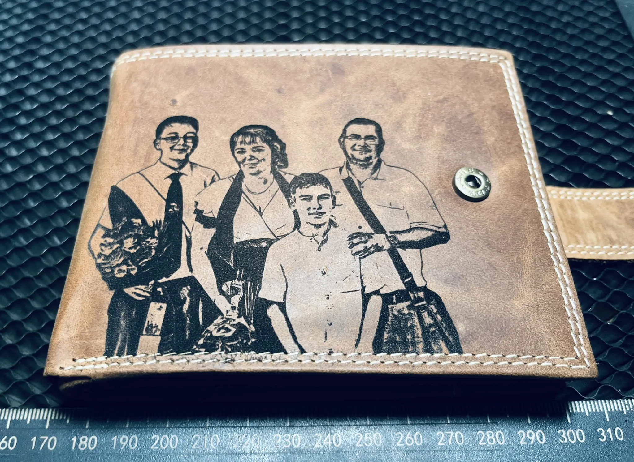 Gravírozott Családos referencia