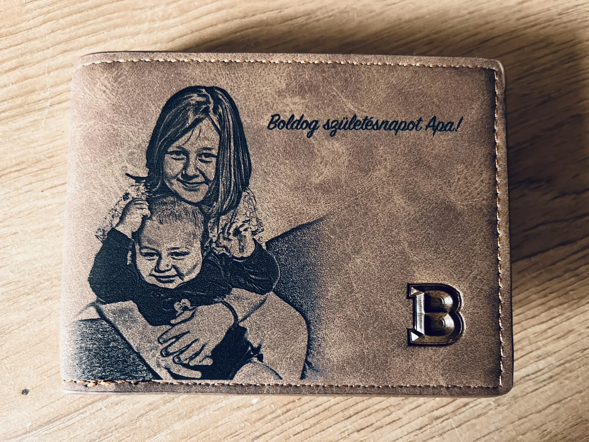 Gravírozott Gyerekes referencia