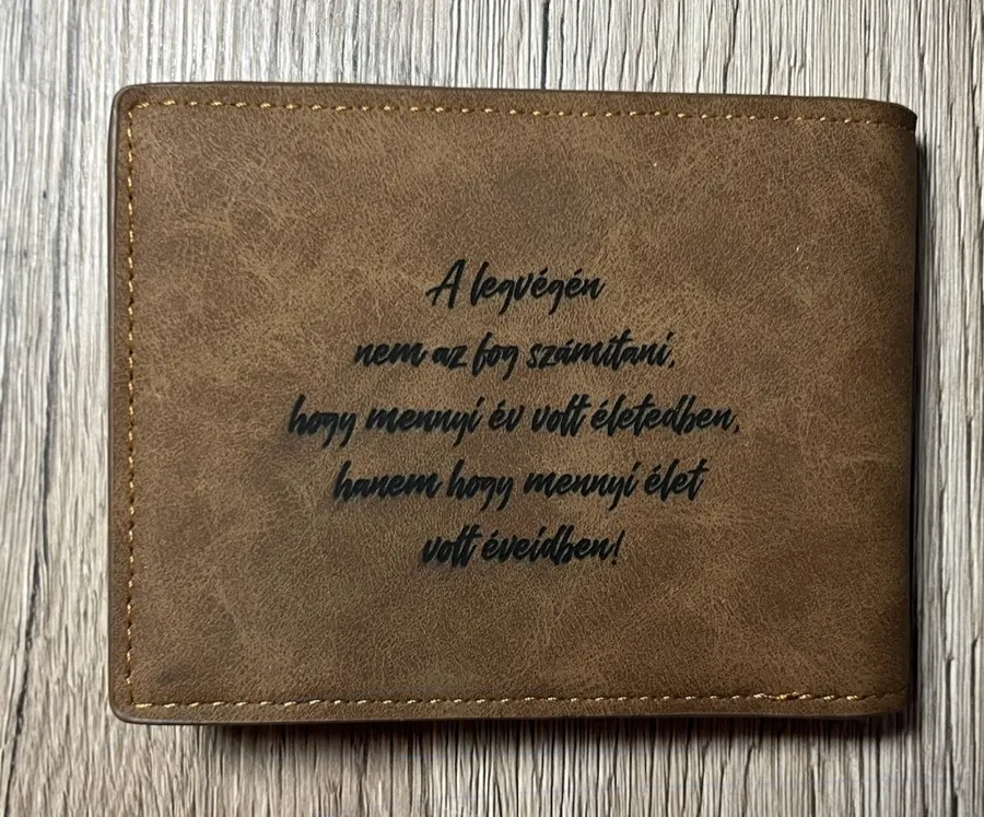 Gravírozott Idézetes referencia