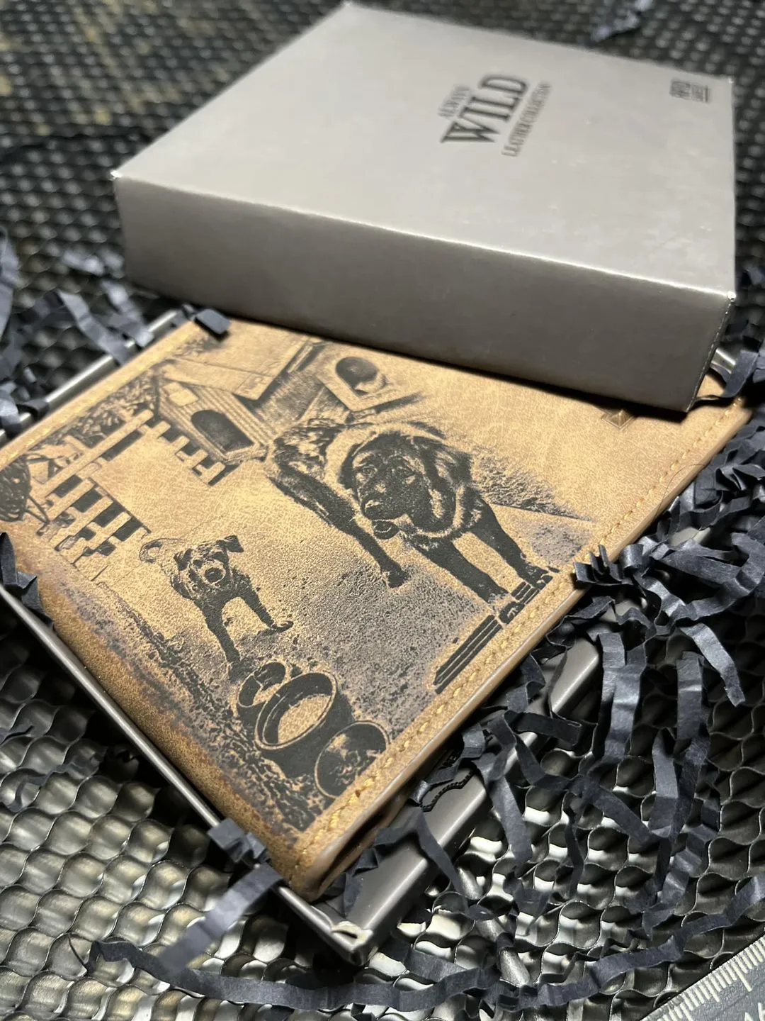 Gravírozott Kutyás referencia