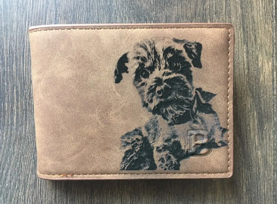 Gravírozott Kutyás referencia