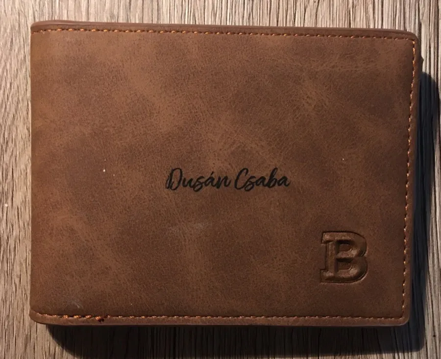 Gravírozott Neves referencia