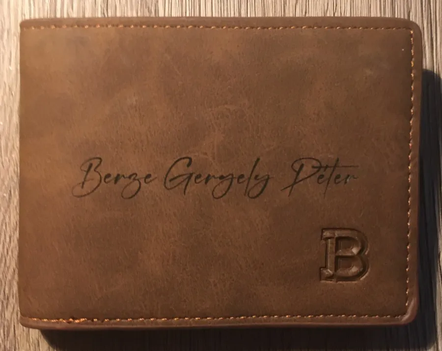 Gravírozott Neves referencia