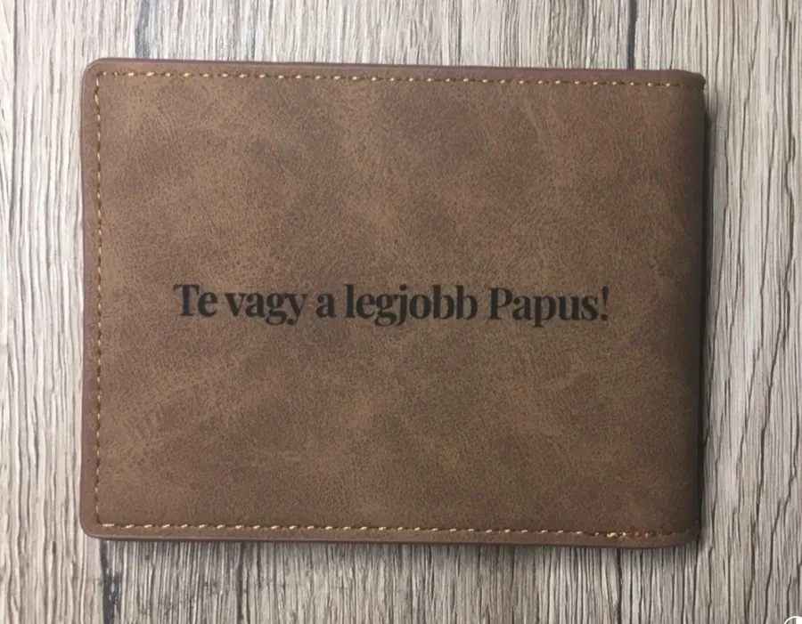 Gravírozott Neves referencia