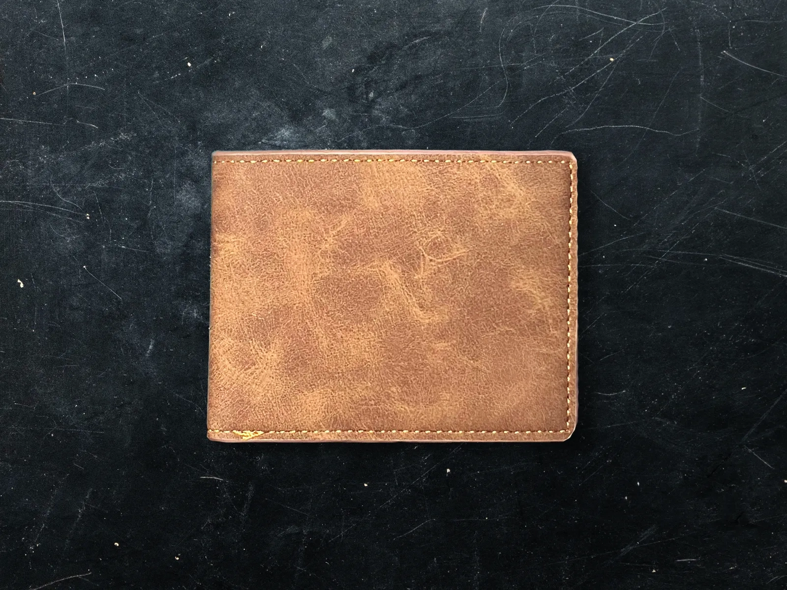 Keskeny Slim Gravírozott Pénztárca