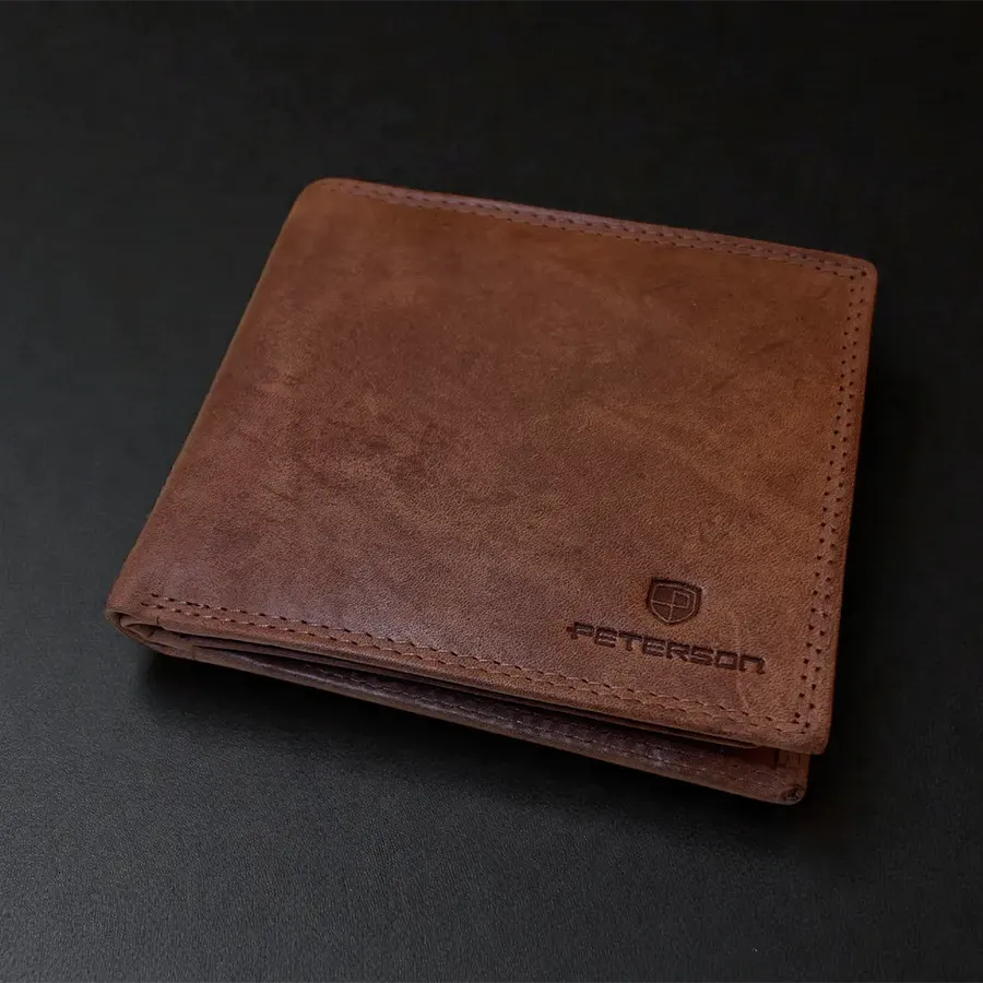 Peterson Nagy Sima Gravírozott Pénztárca - Gallery